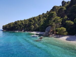 Каламос Yachting in Greece with BBYachting